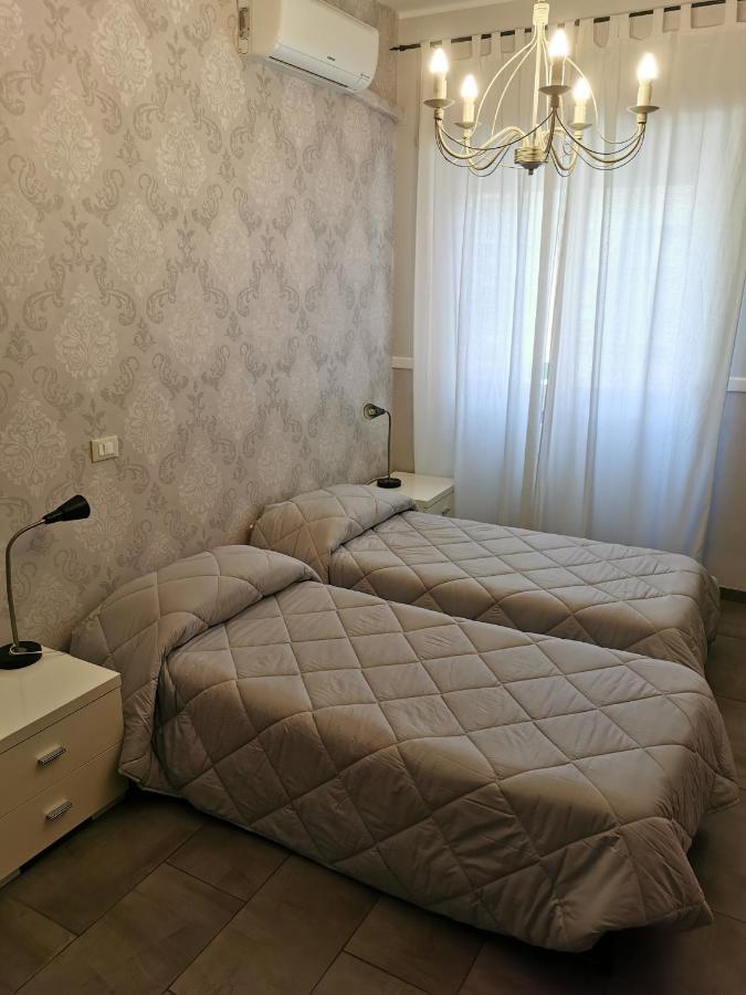 Bed&Breakfast Piramide Rom Exterior foto